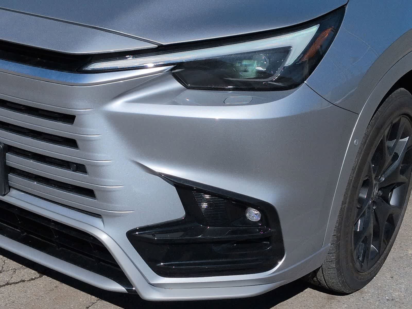 Thumbnail: 2025 Lexus TX - 11