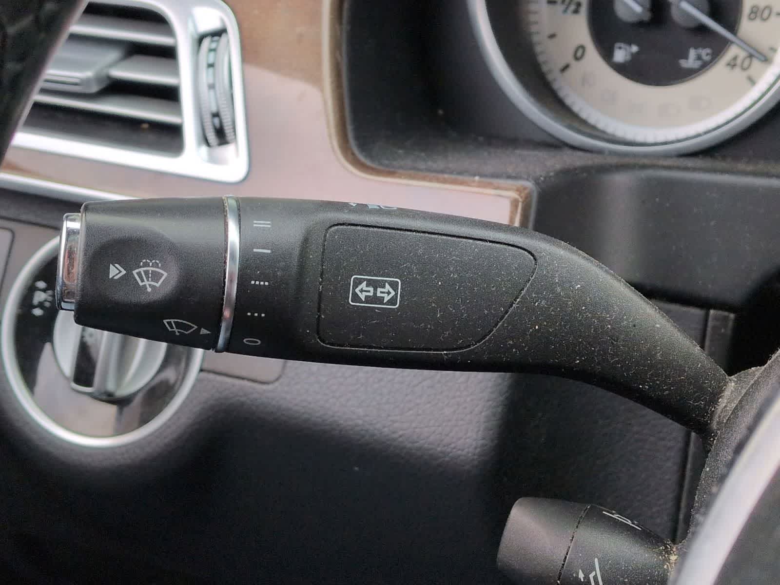 Thumbnail: 2015 Mercedes-Benz E-Class - 28