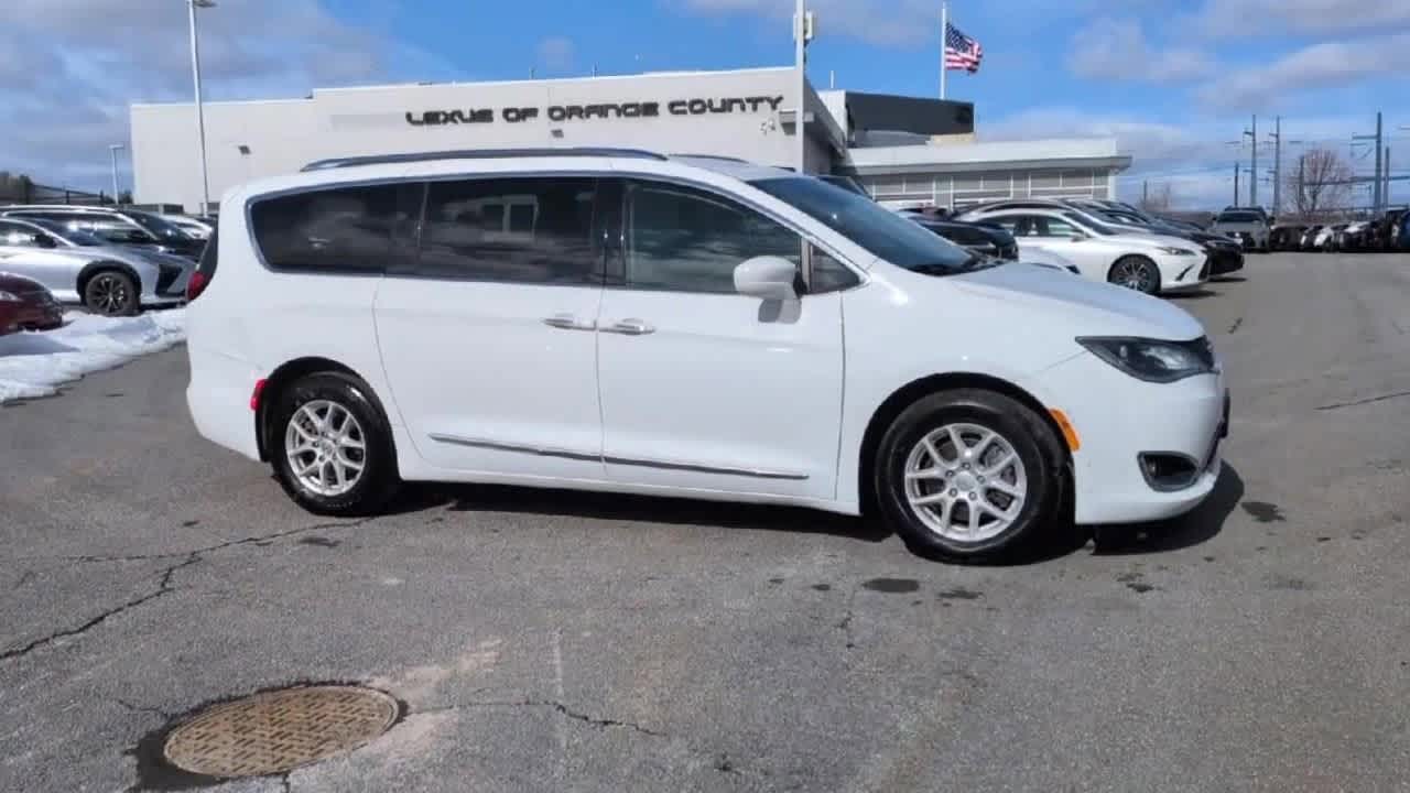 Thumbnail: 2020 Chrysler Pacifica - 2