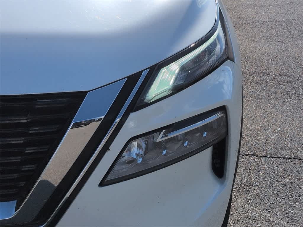 Thumbnail: 2021 Nissan Rogue - 11