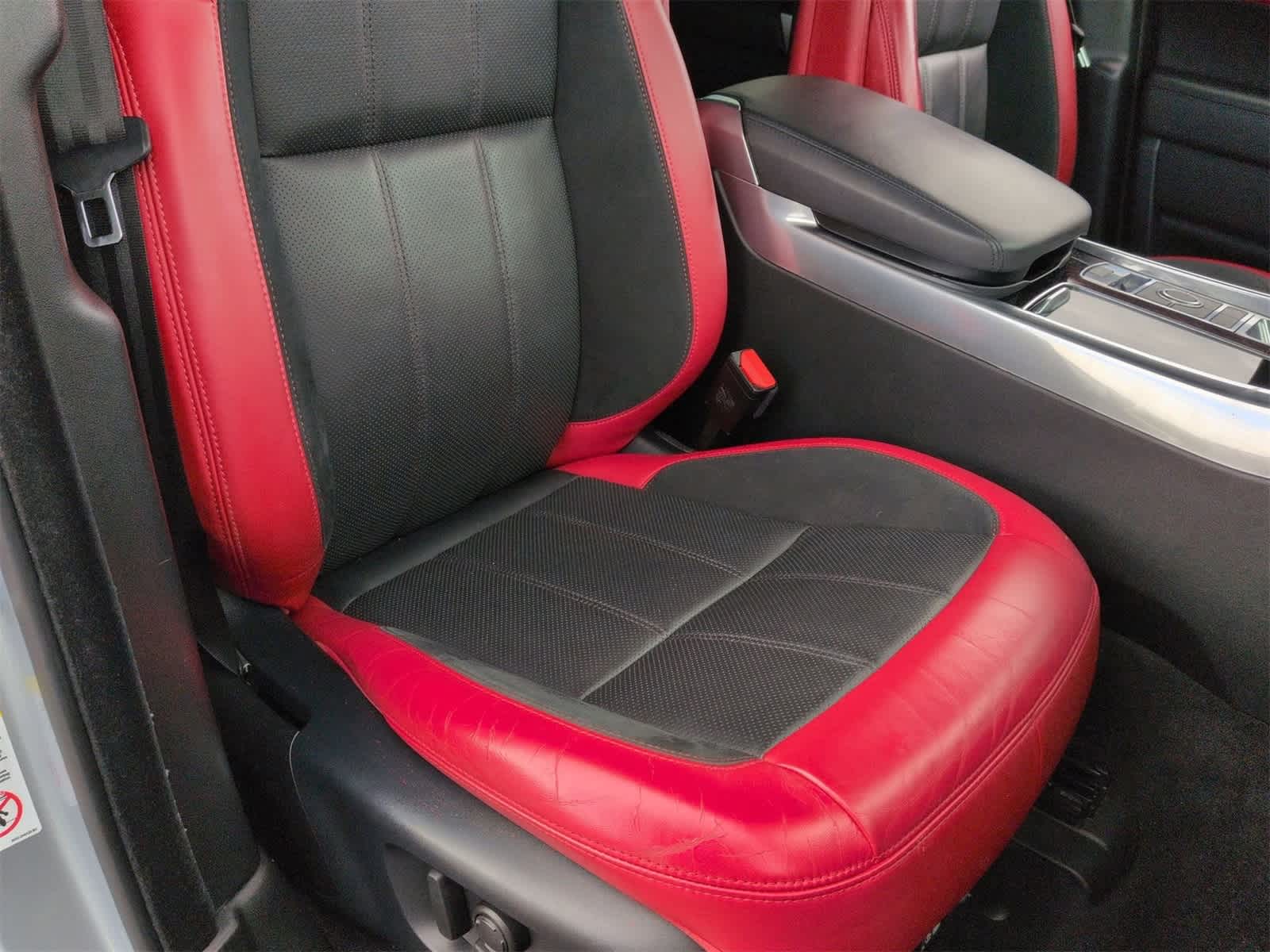 Thumbnail: 2019 Land Rover Range Rover Sport - 24