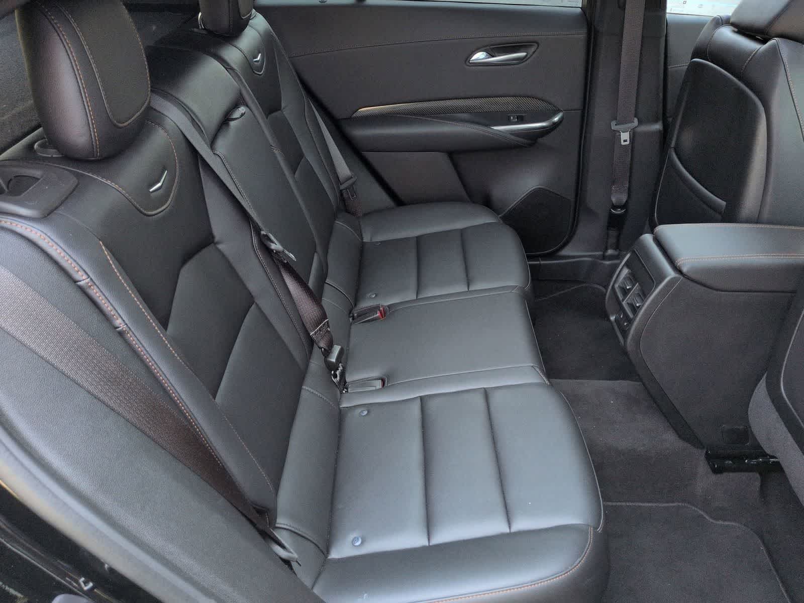 Thumbnail: 2023 Cadillac XT4 - 22