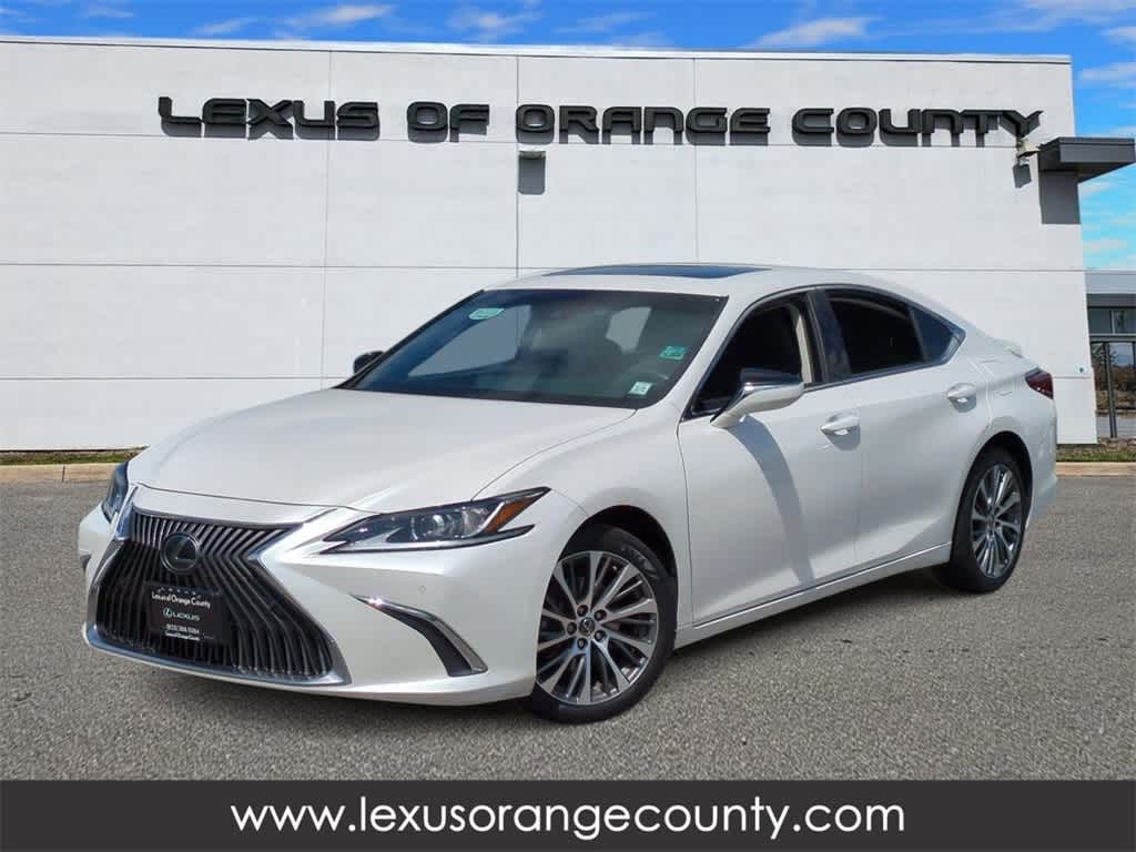 Thumbnail: 2021 Lexus ES - 1