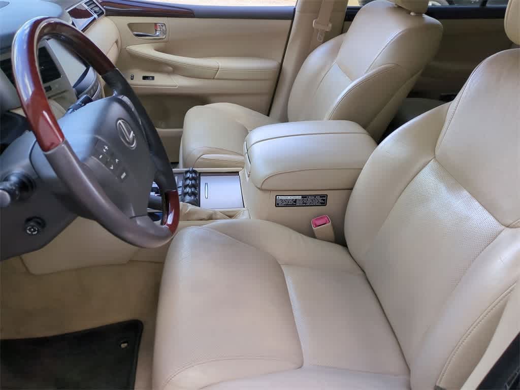Thumbnail: 2013 Lexus LX - 17