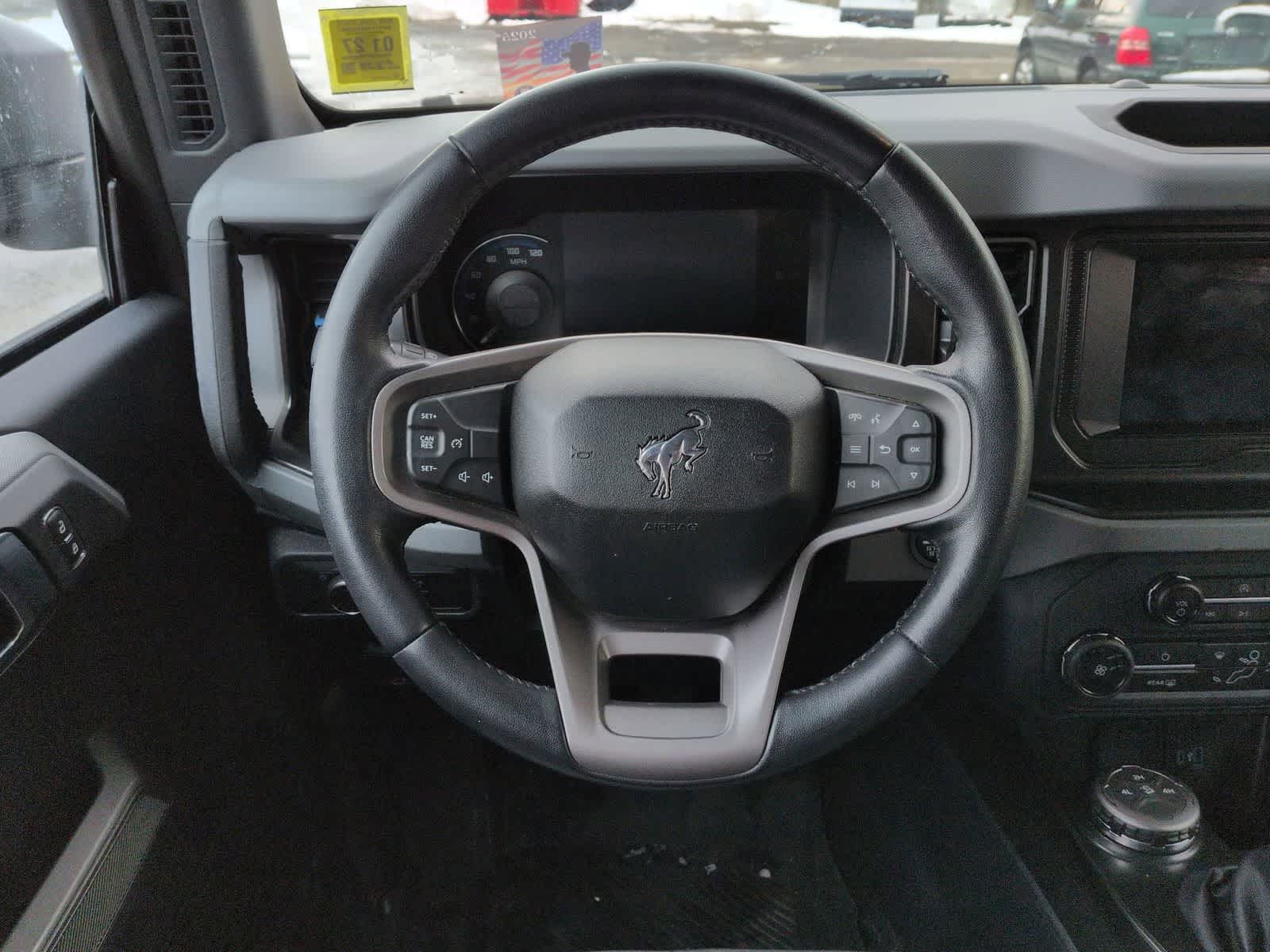 Thumbnail: 2022 Ford Bronco - 22