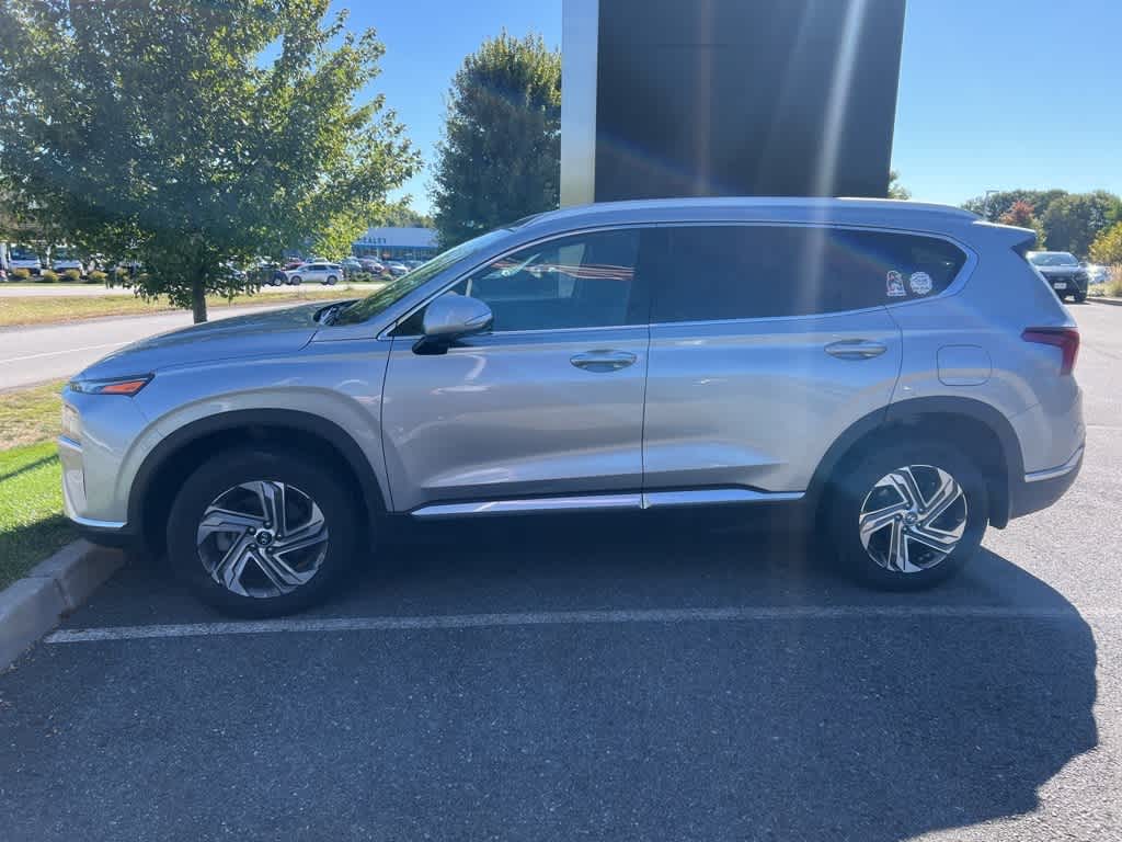 Thumbnail: 2022 Hyundai Santa Fe - 3