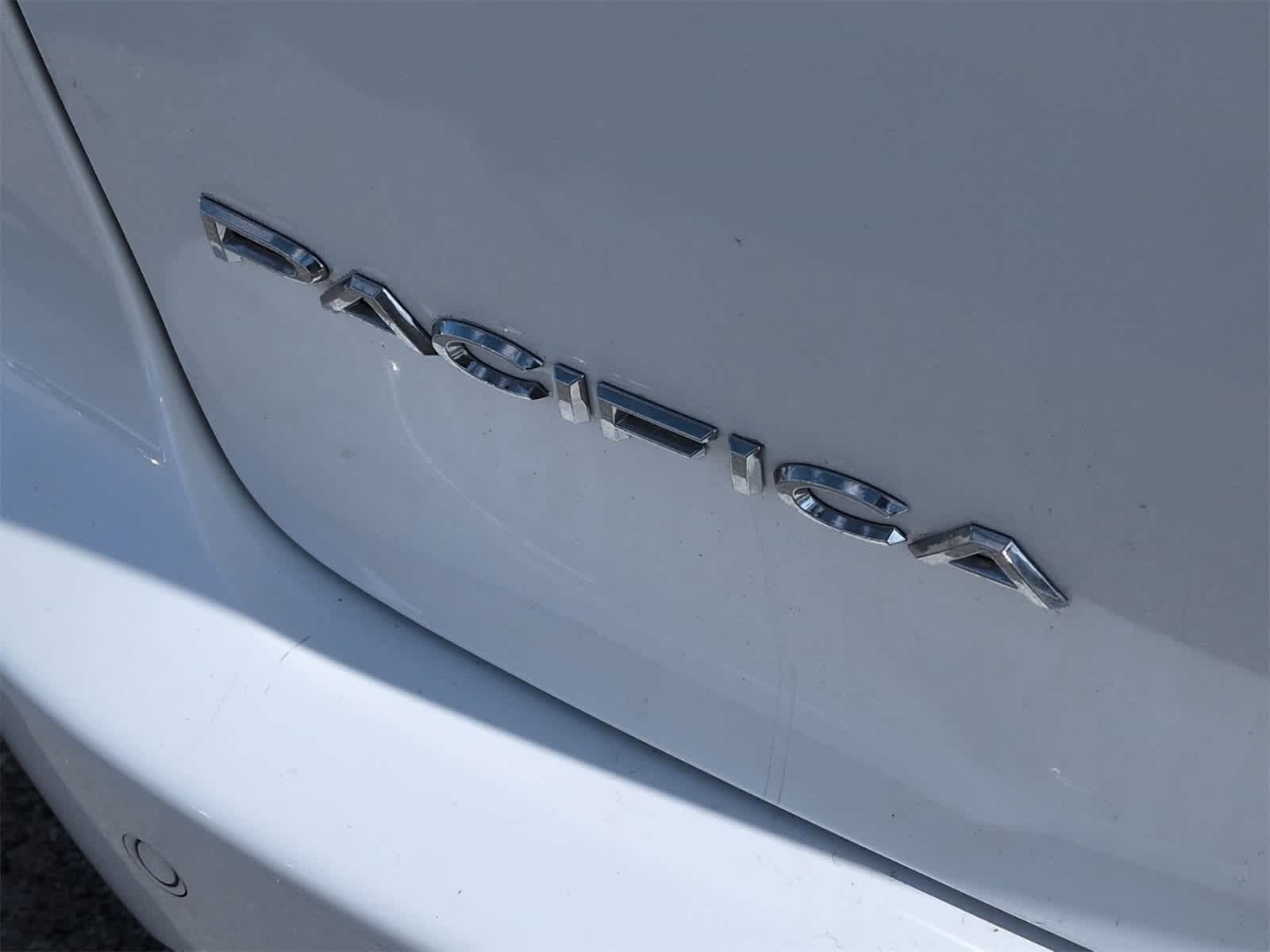 Thumbnail: 2020 Chrysler Pacifica - 13