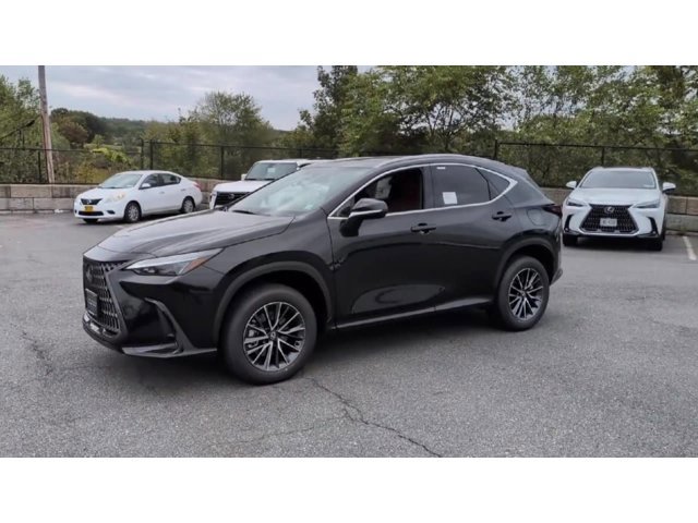 2026 Lexus NX 350 Premium AWD photo 3