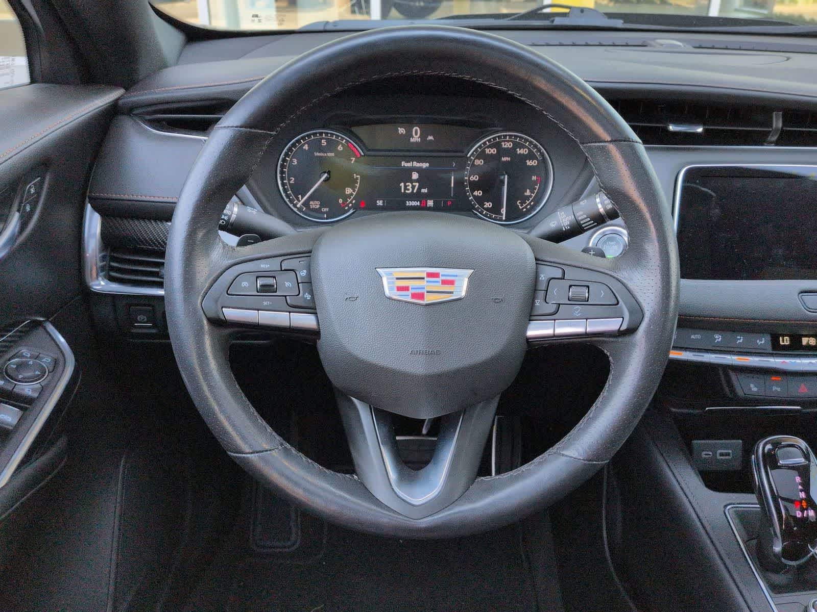 Thumbnail: 2023 Cadillac XT4 - 25