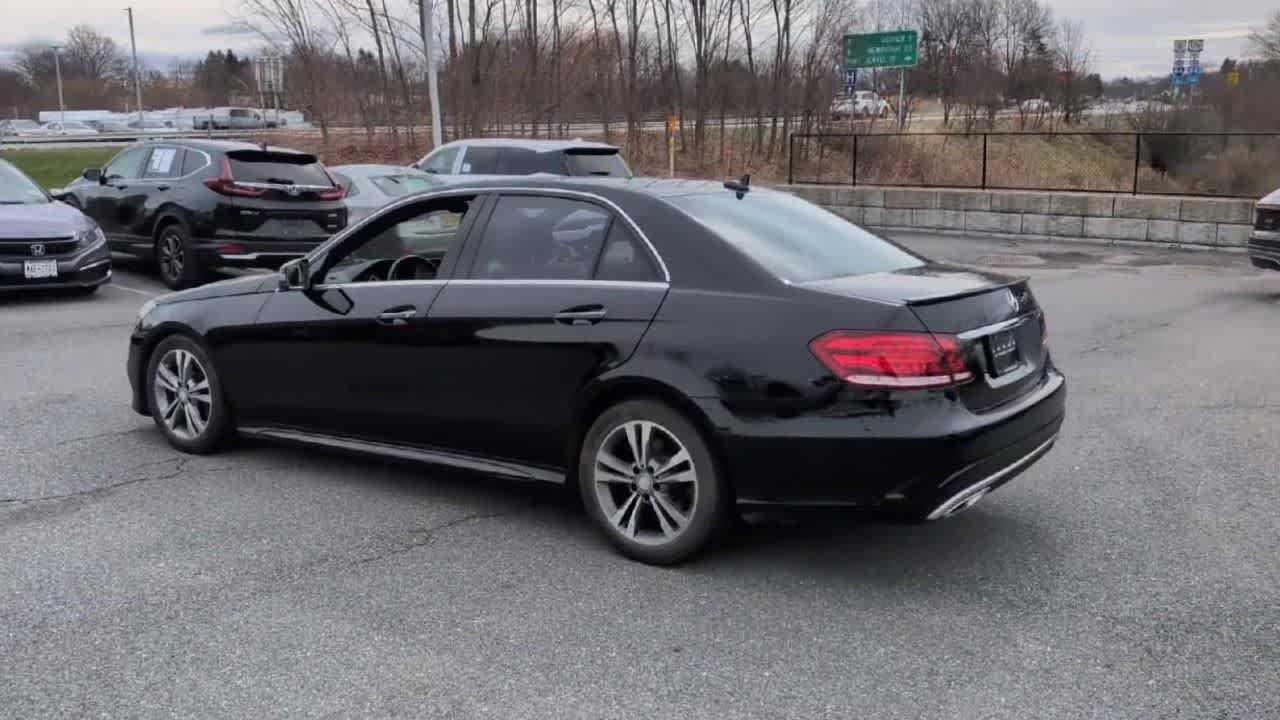 Thumbnail: 2015 Mercedes-Benz E-Class - 6