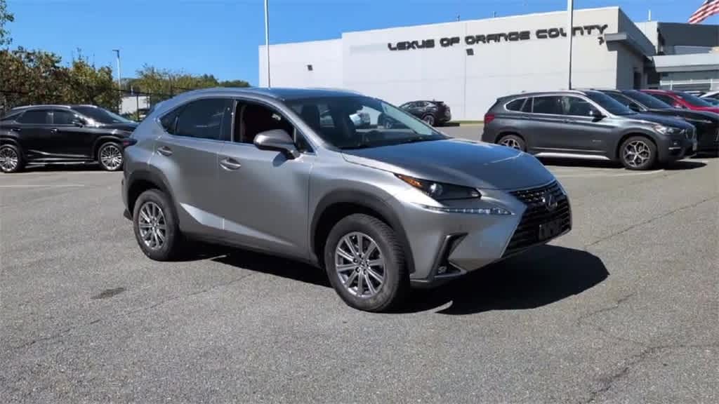 2021 Lexus NX 300 photo 2