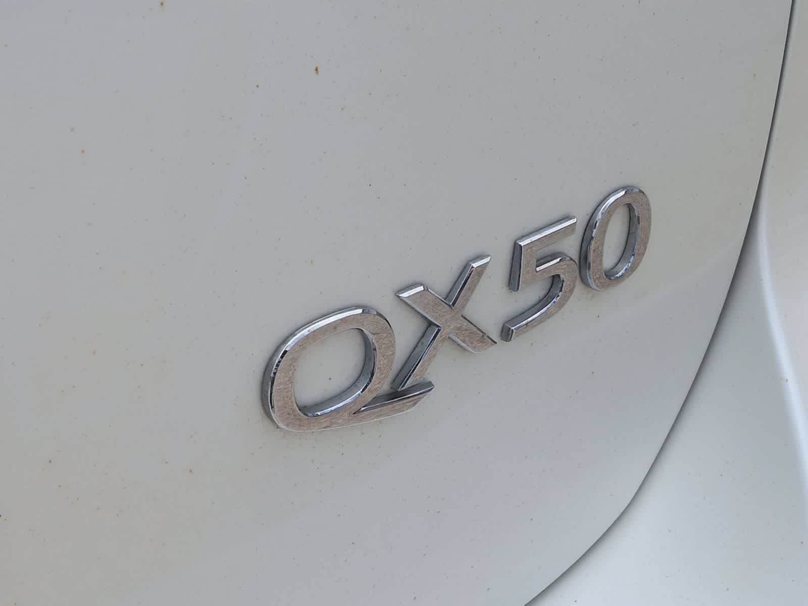 Thumbnail: 2017 INFINITI QX50 - 13