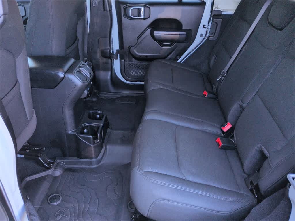 Thumbnail: 2022 Jeep Wrangler - 19