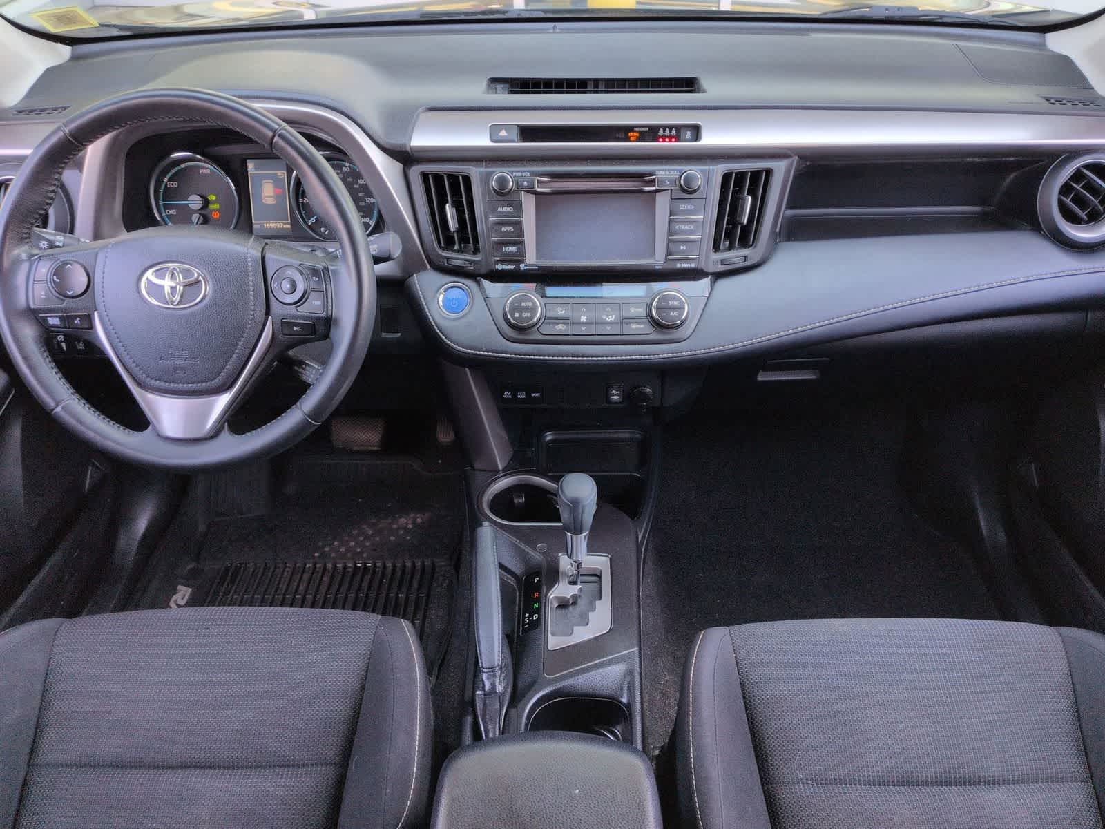 Thumbnail: 2018 Toyota RAV4 - 16