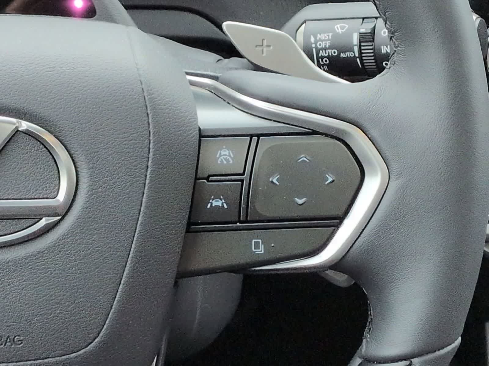 Thumbnail: 2025 Lexus RX - 27