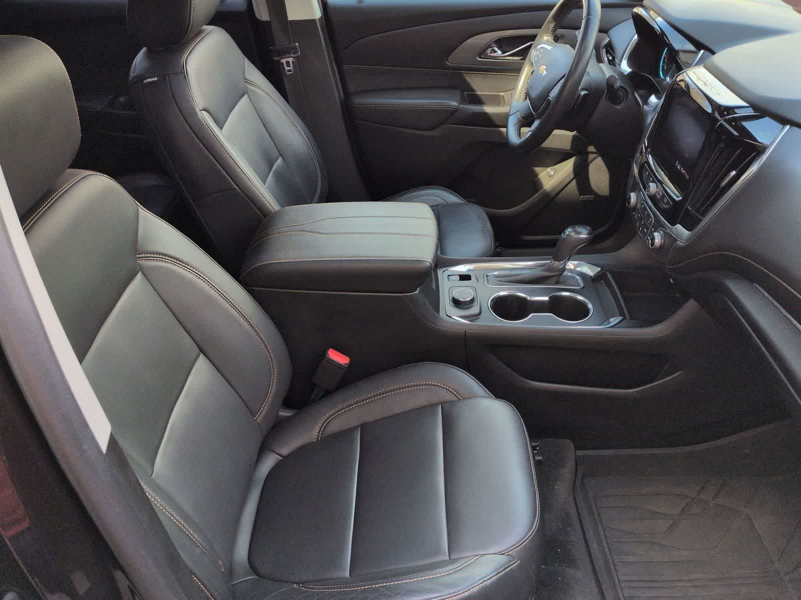 Thumbnail: 2020 Chevrolet Traverse - 24