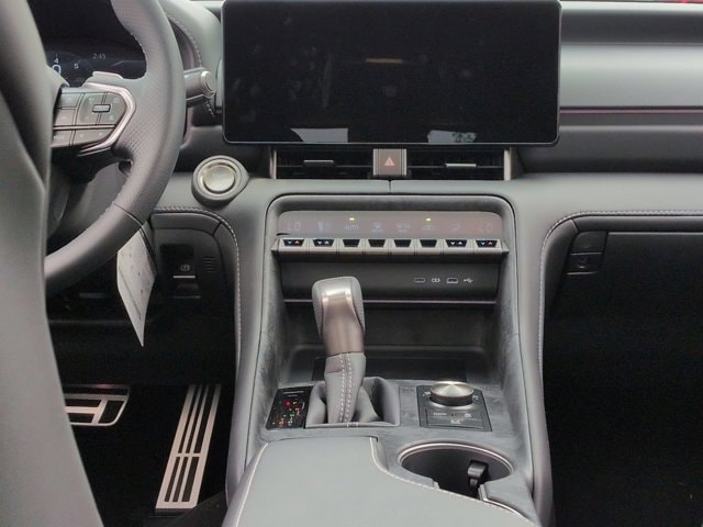 2026 Lexus IS 350 F SPORT - Photo 30