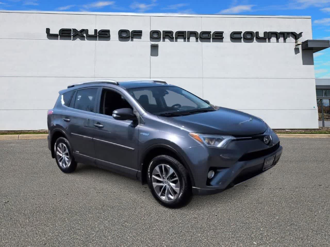 Thumbnail: 2018 Toyota RAV4 - 2