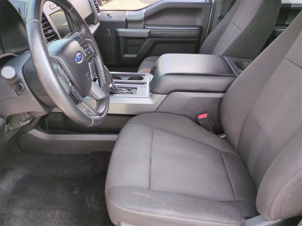 2017 Ford F-150 XLT 17