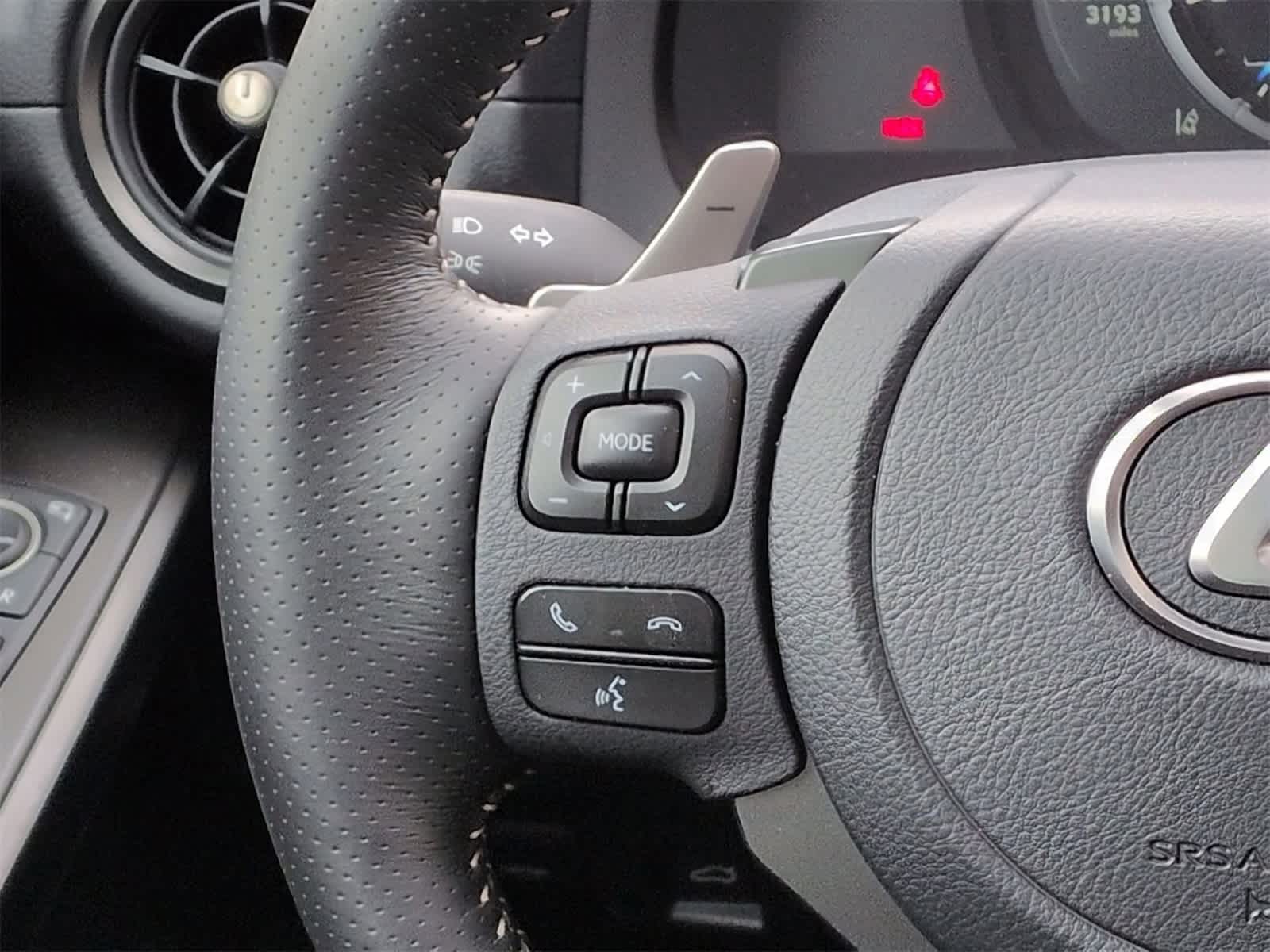 Thumbnail: 2025 Lexus IS - 26