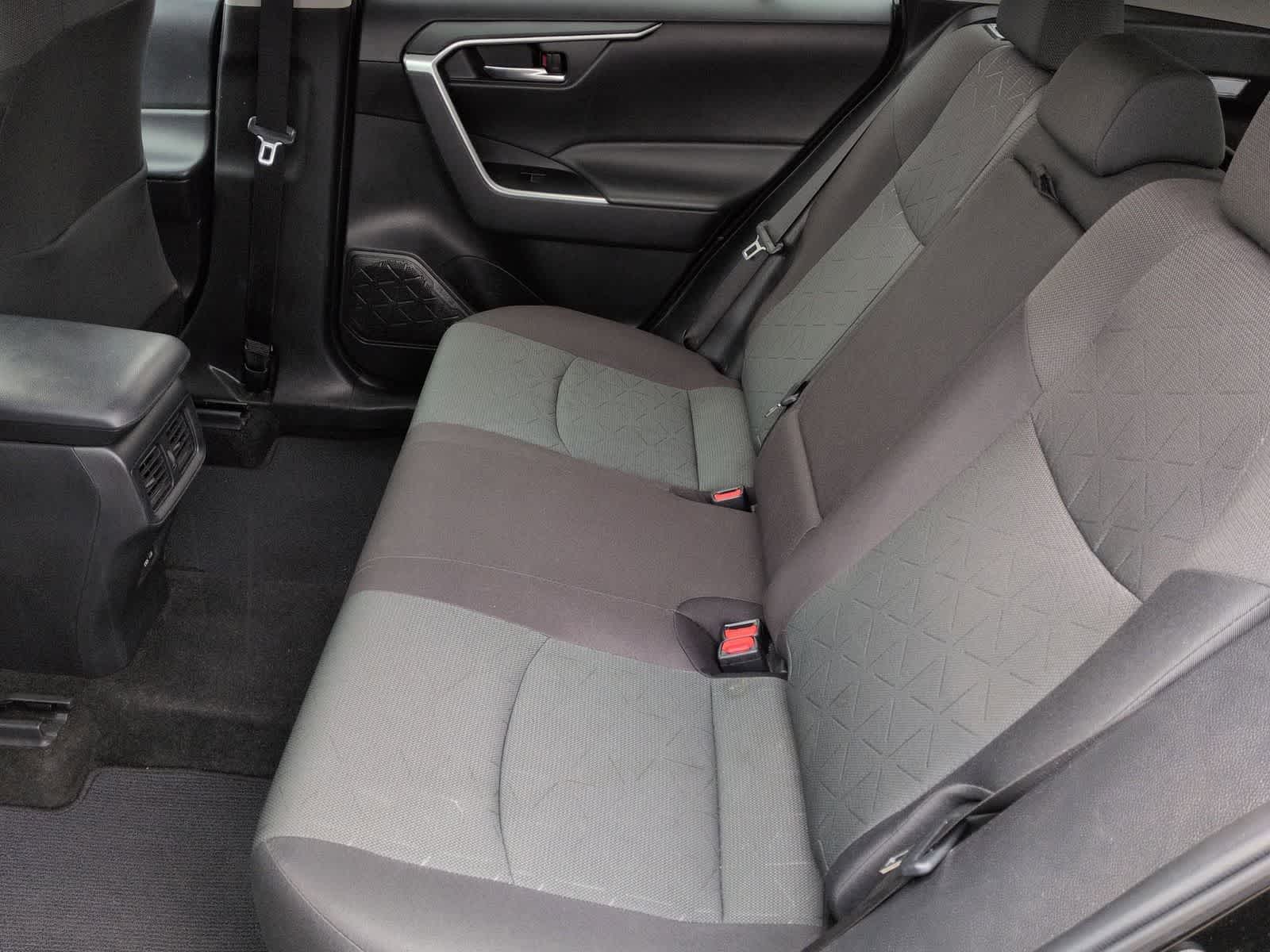 Thumbnail: 2024 Toyota RAV4 - 20