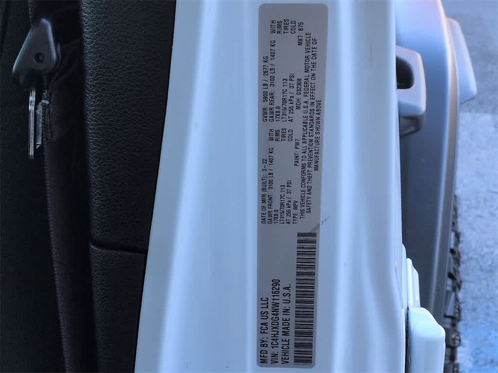 Thumbnail: 2022 Jeep Wrangler - 35