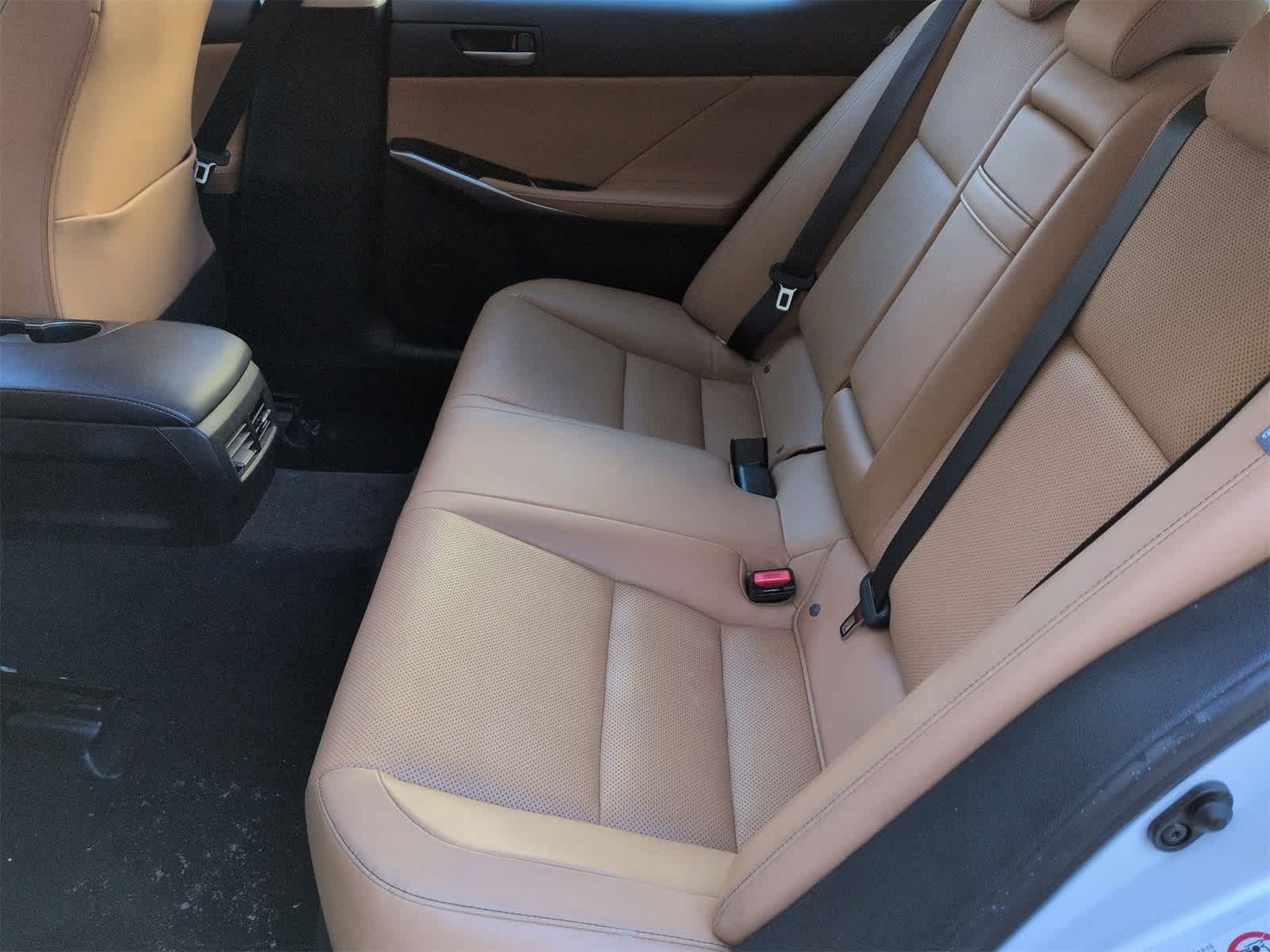 Thumbnail: 2017 Lexus IS - 21