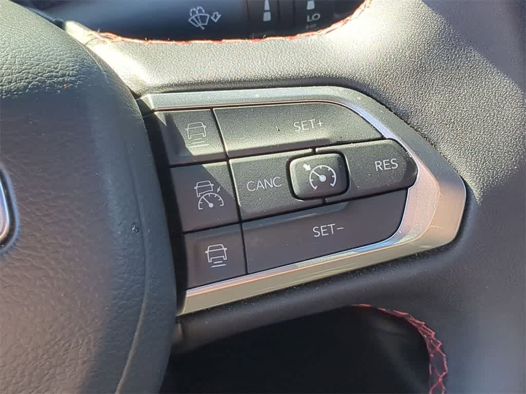 Thumbnail: 2024 Jeep Compass - 25