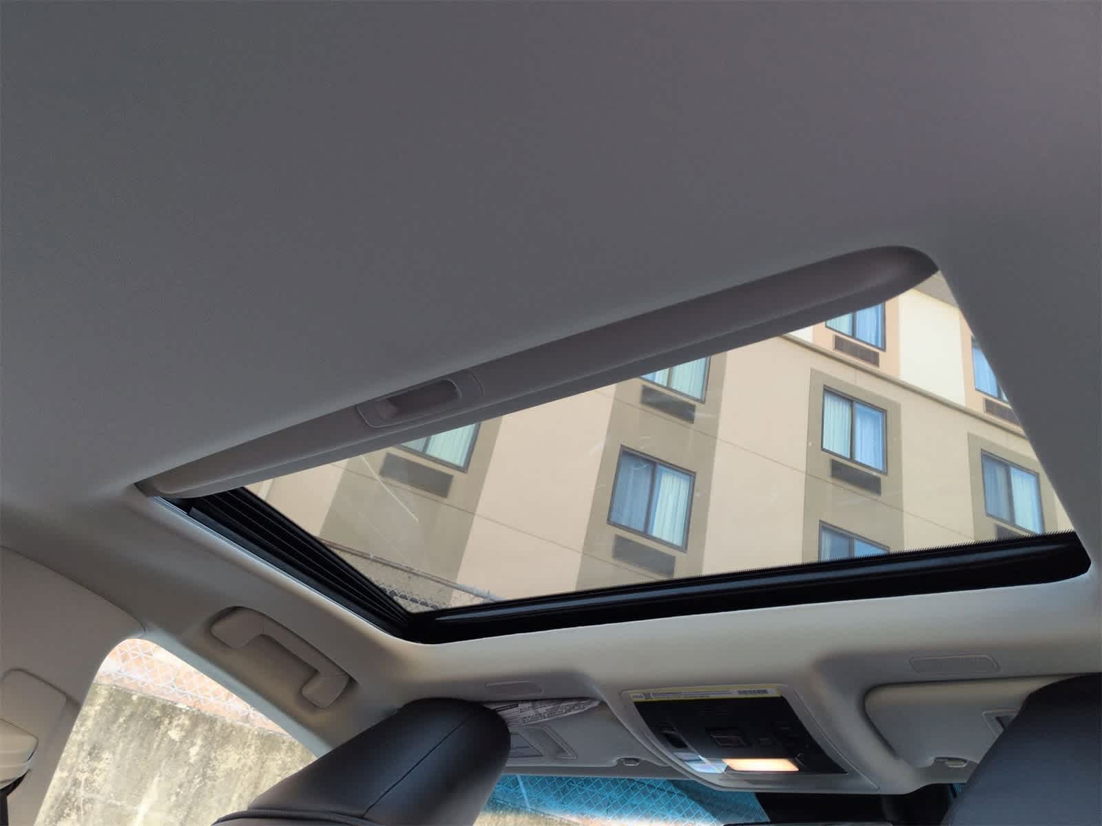 Thumbnail: 2025 Lexus ES - 23