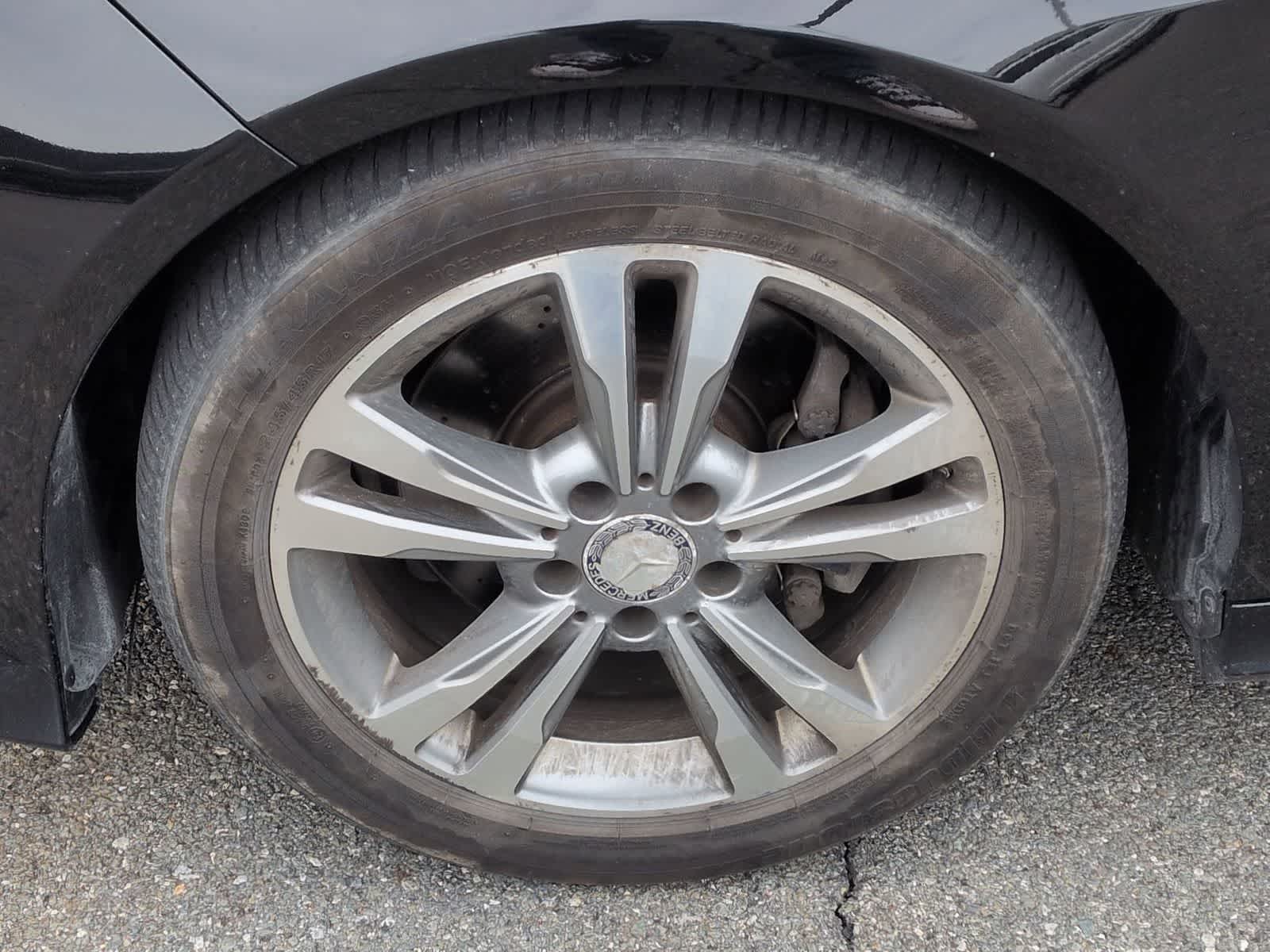 Thumbnail: 2015 Mercedes-Benz E-Class - 13