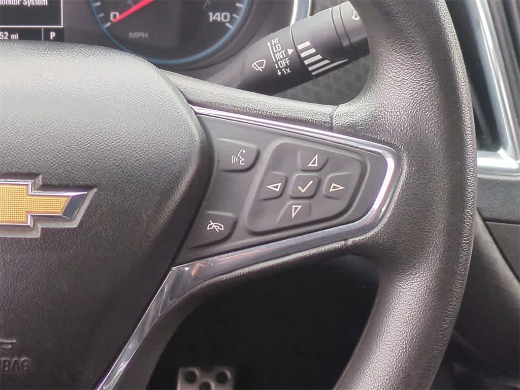 Thumbnail: 2016 Chevrolet Malibu - 25