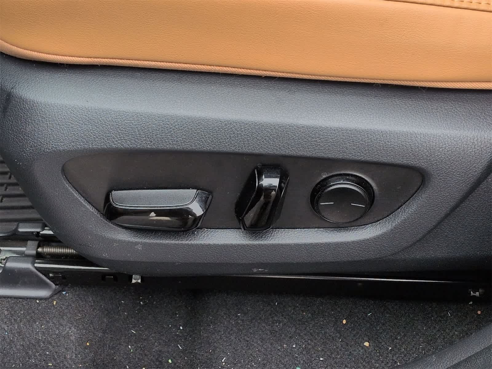 Thumbnail: 2024 Lexus NX - 18