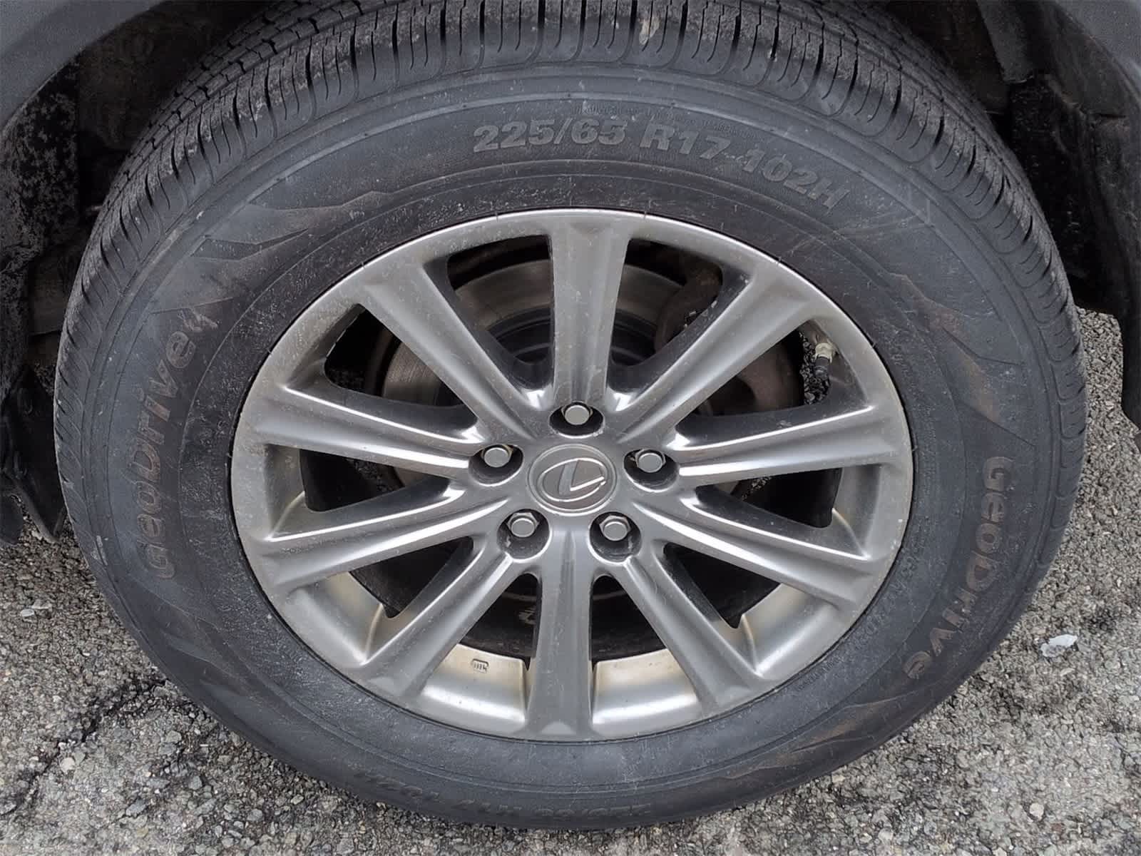 Thumbnail: 2015 Lexus NX - 14