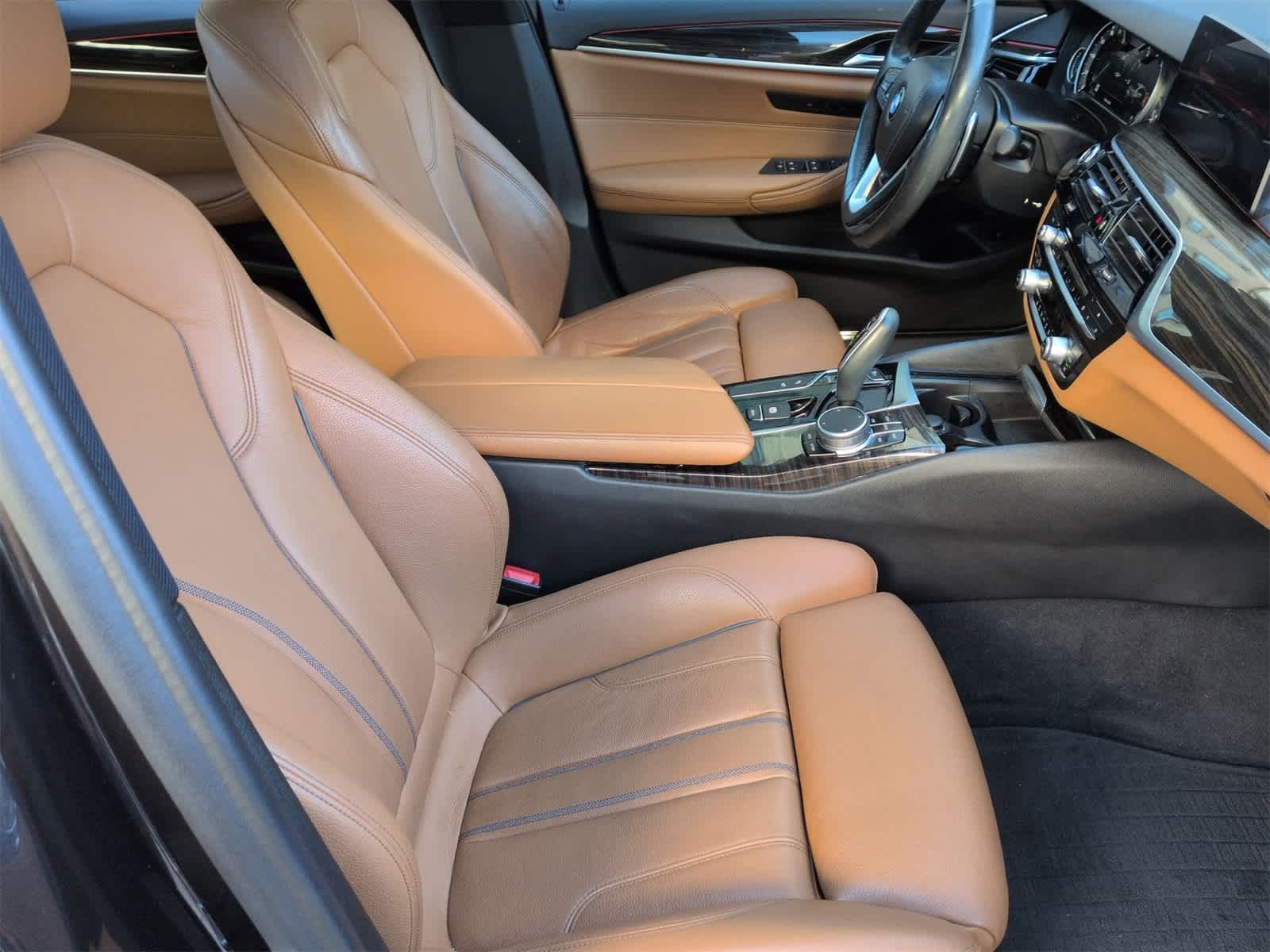 Thumbnail: 2019 BMW 5 Series - 24