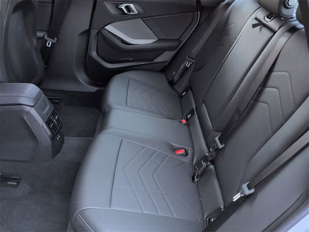 Thumbnail: 2025 BMW 2 Series - 20