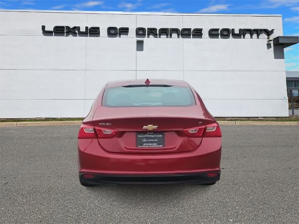 Thumbnail: 2016 Chevrolet Malibu - 7