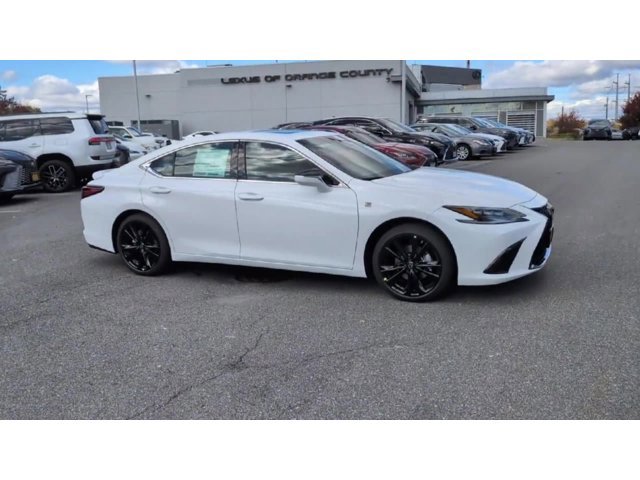 2025 Lexus ES 350 F SPORT Design photo 2
