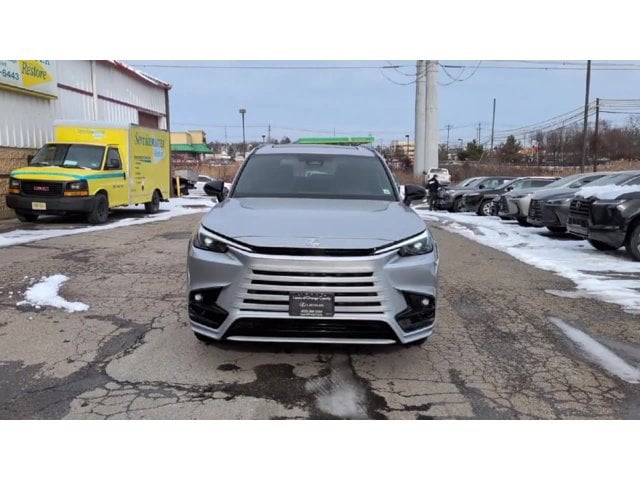 Thumbnail: 2026 Lexus TX - 3