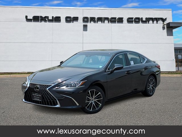 2025 Lexus ES Hybrid 300h -
                  Middletown, NY