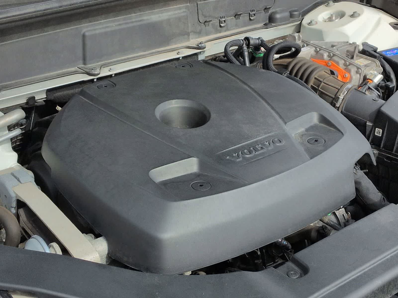 Thumbnail: 2018 Volvo XC60 - 15