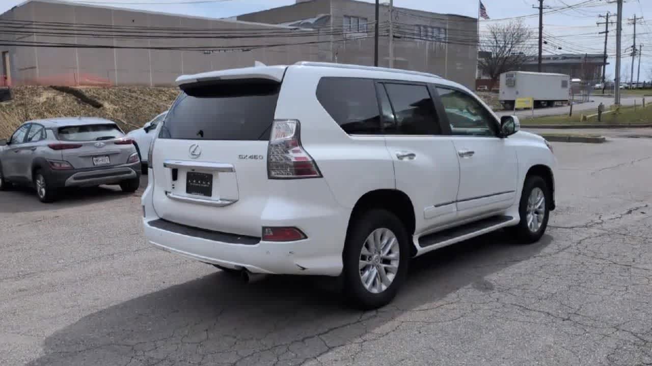 Thumbnail: 2018 Lexus GX - 8