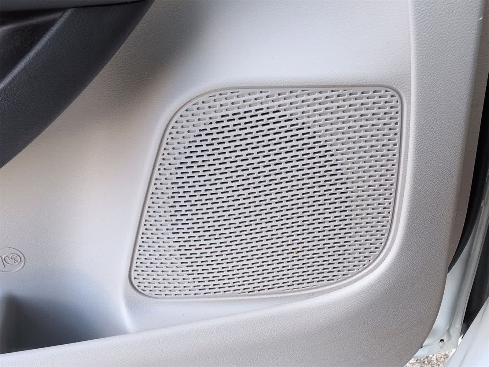 Thumbnail: 2020 Chrysler Pacifica - 30