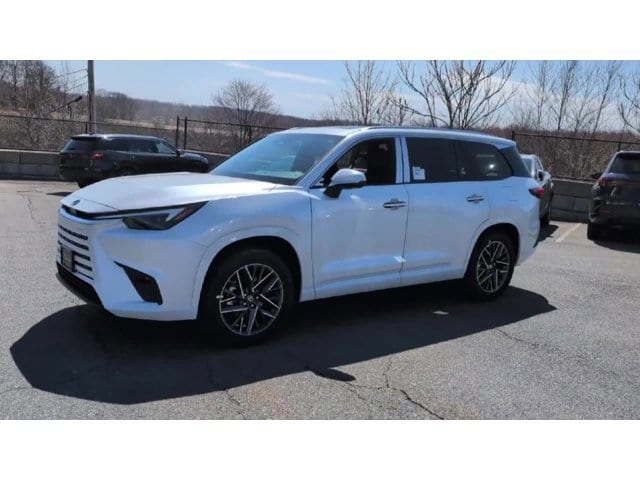 Thumbnail: 2026 Lexus TX - 4