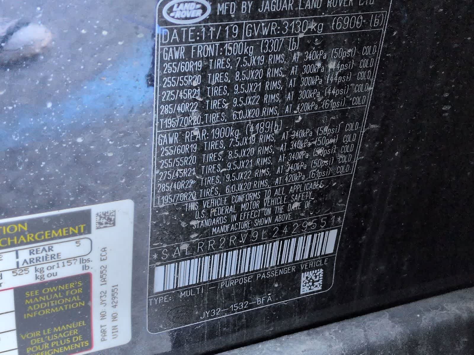 Thumbnail: 2020 Land Rover Discovery - 37