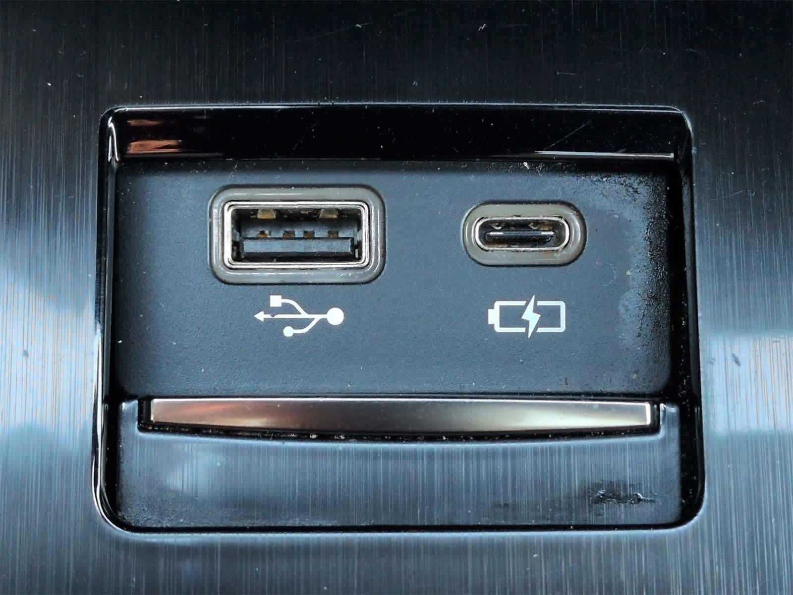 Thumbnail: 2023 Lexus ES - 33