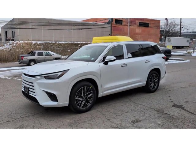 Thumbnail: 2026 Lexus TX - 4