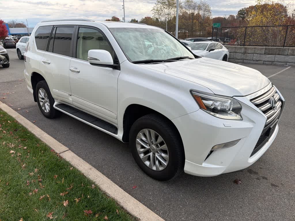Thumbnail: 2017 Lexus GX - 7