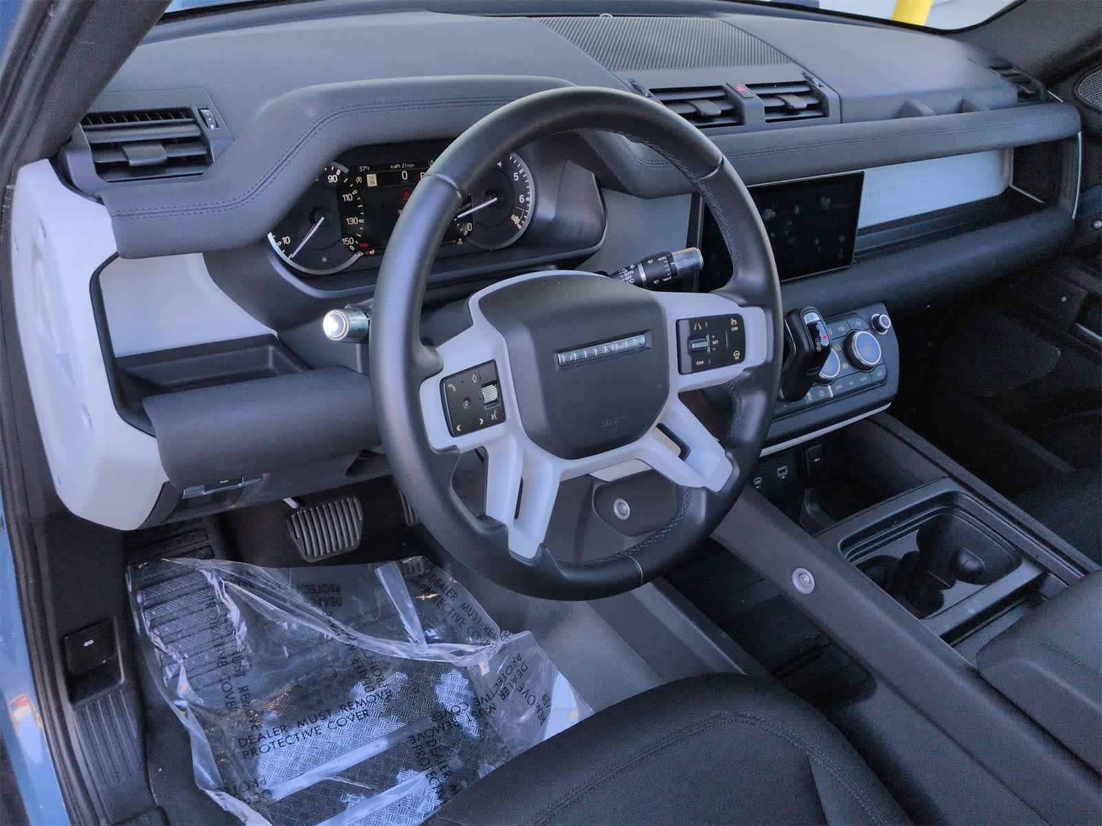 Thumbnail: 2020 Land Rover Defender - 10