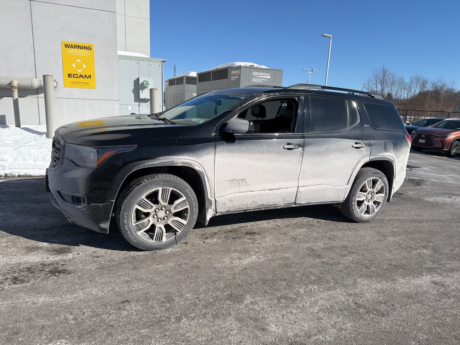 Used 2019 GMC Acadia SLT-1 with VIN 1GKKNULS6KZ203055 for sale in Middletown, NY