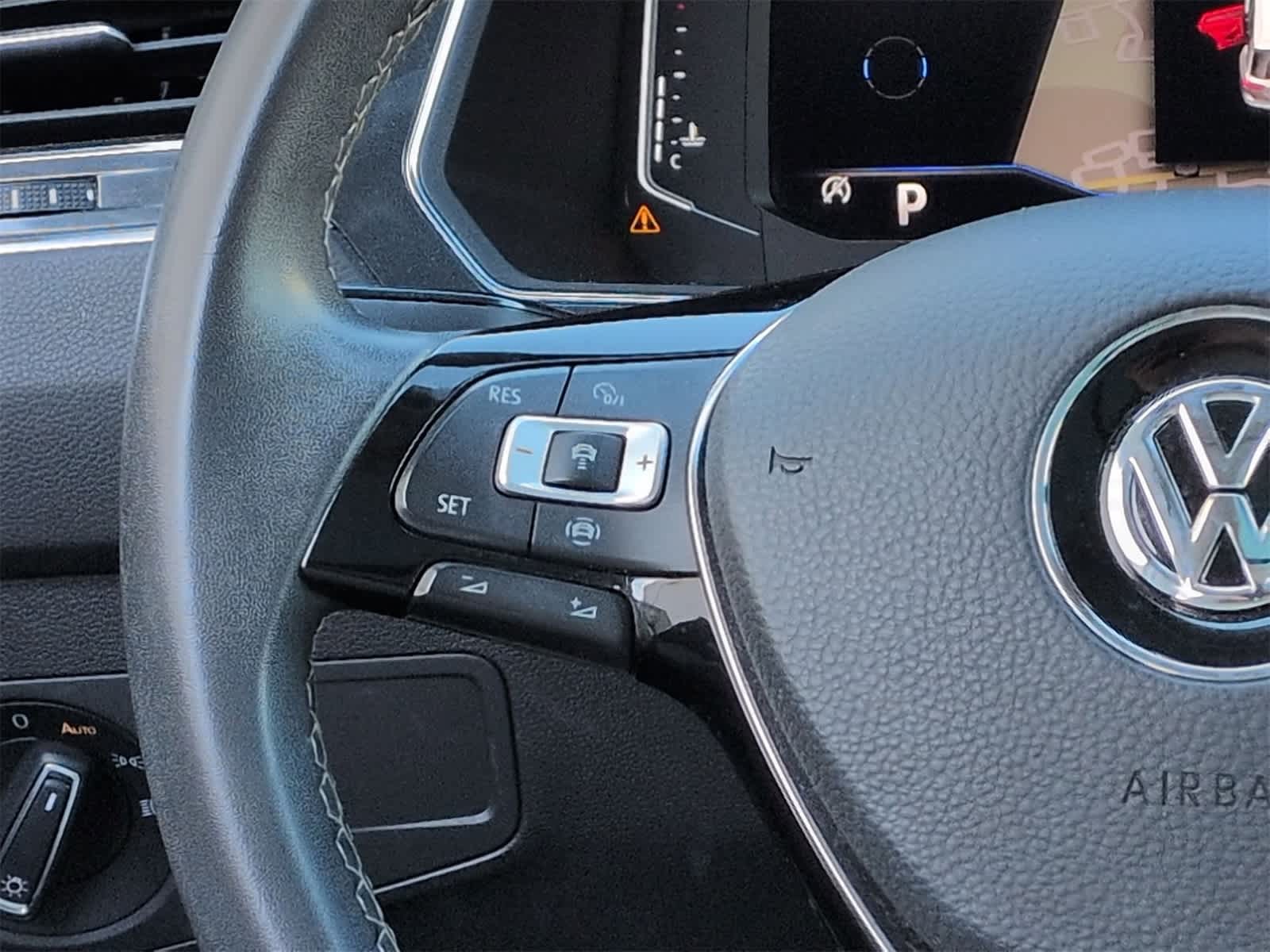 Thumbnail: 2021 Volkswagen Tiguan - 26